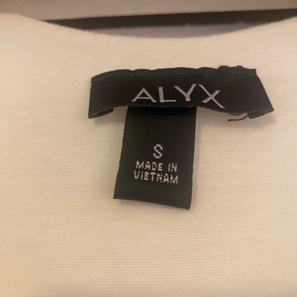 Chiffon 3 layer Sleeveless Tunic, Size S - Picture 3 of 9